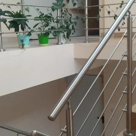 Marko 2 Hotel 2*